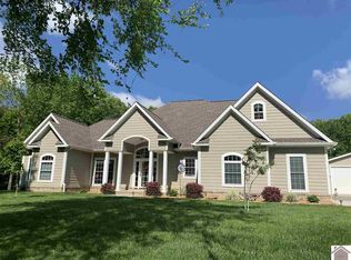 3276 Kirk Ridge Rd, Murray, KY 42071