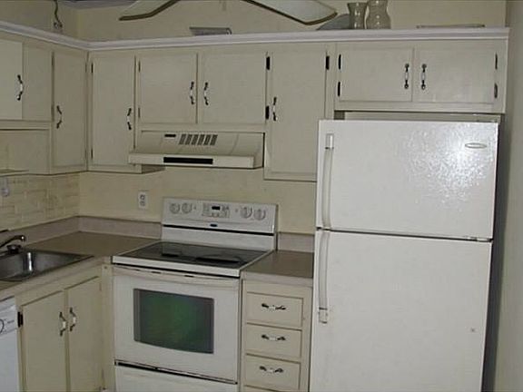 5th image of 11026 Royal Palm Blvd