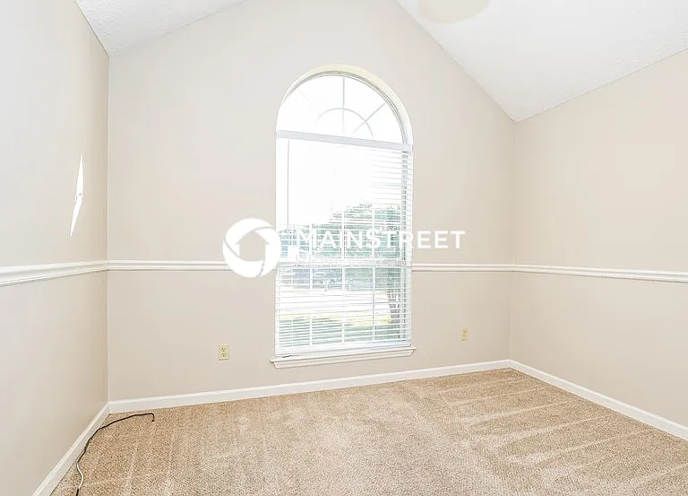 591 Hollandale Rd — Photo 13
