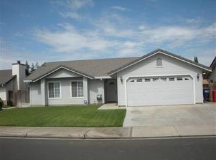 8691 Peacock Way, Hilmar, CA 95324