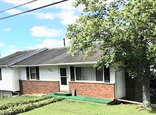 5194 Crystal Dr, Charleston, WV 25313