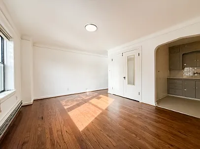 280 Morris Ave S #1 — Photo 5