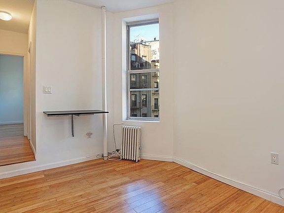 4th image of 83 Henry St APT 11