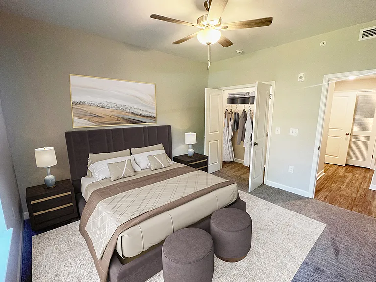 Wildwood Apartments — Photo 10