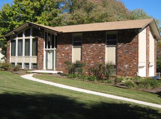 824 Sanders Rd, Knoxville, TN 37923