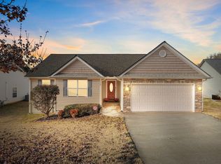 129 Woodgrove Way, Greer, SC 29651