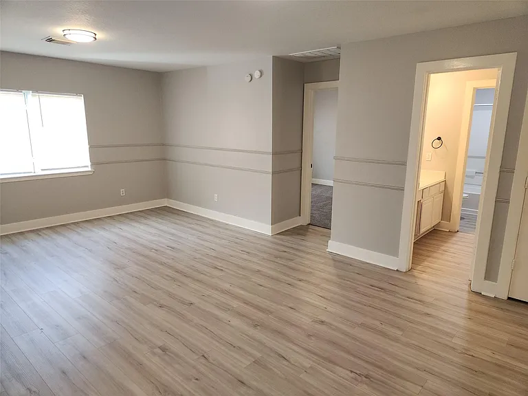 20911 Walder Ct — Photo 23