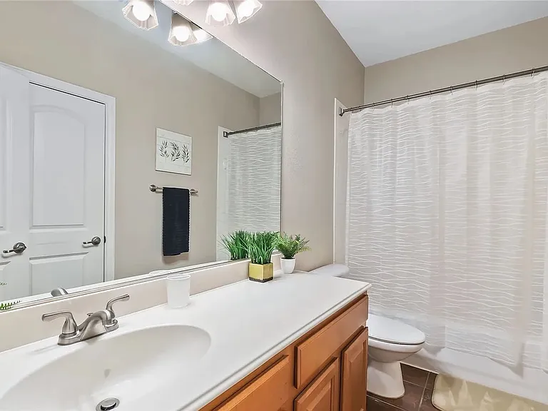 1347 Chase Ln — Photo 16
