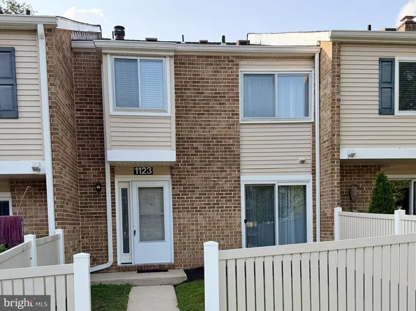 1123 Thackary Ct, Voorhees, NJ 08043