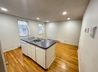 59 Charter St #3A, Boston, MA 02109