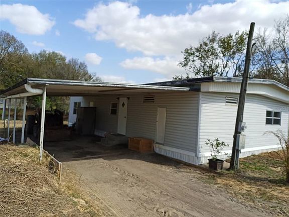 2nd image of 3368 Maple Ln