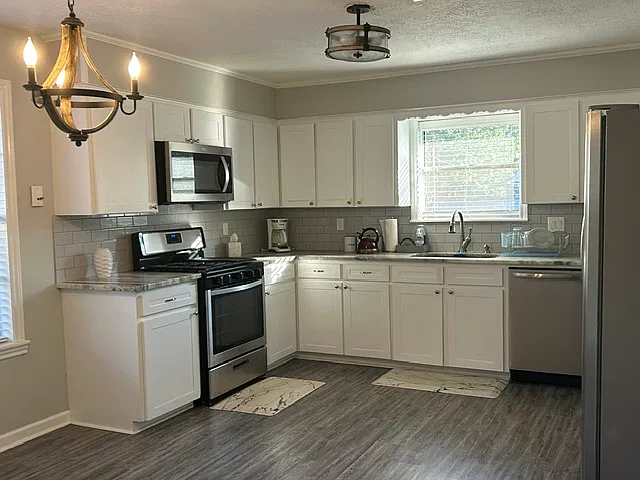 2726 Celinda Cir