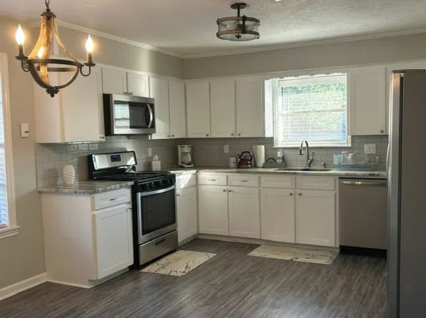 2726 Celinda Cir, College Station, TX 77845