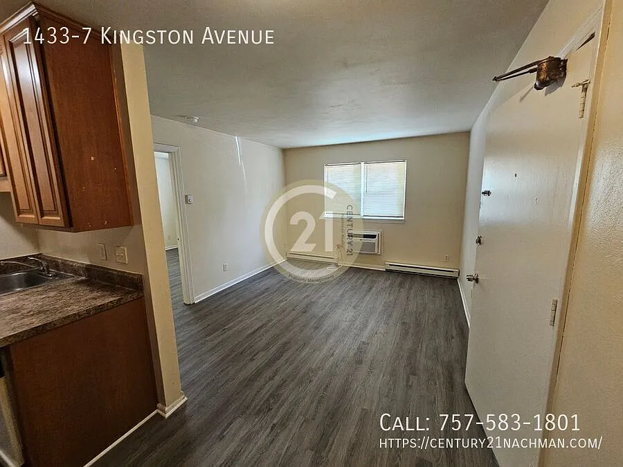 Property MUST be physically viewed before filling out an application. — Photo 2