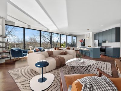 5601 Smetana Dr Unit 304, Minnetonka, MN, 55343