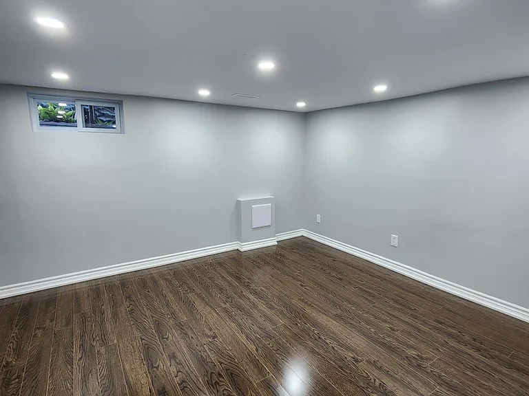 6 W Deane Park Dr #BASEMENT — Photo 12