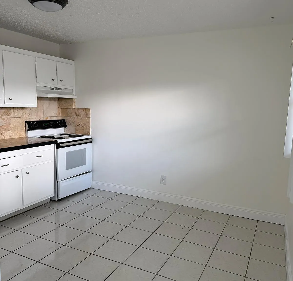 2 bed, 2.0 bath, 730 sqft, $1,850 — Photo 2