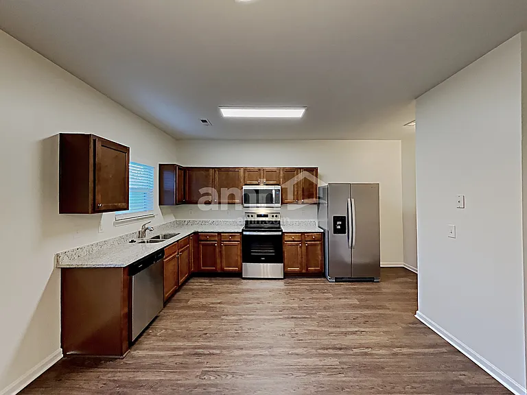 159 Biscayne Ter — Photo 3