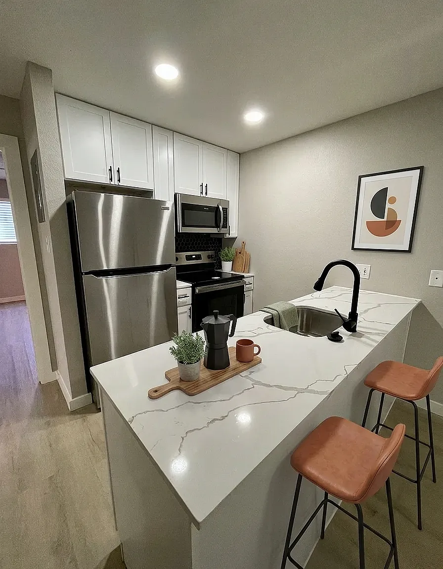 2 bed, 725 sqft, $1,245 — Photo 2