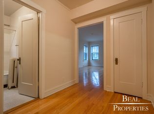 1135 Oak Ave #E3, Evanston, IL 60202