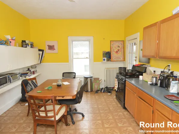 32 Linden St #2, Allston, MA 02134