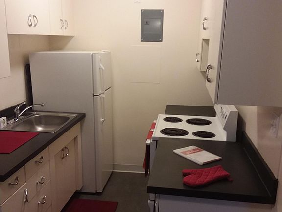 4th image of 900 Queen Anne Ave N APT 107