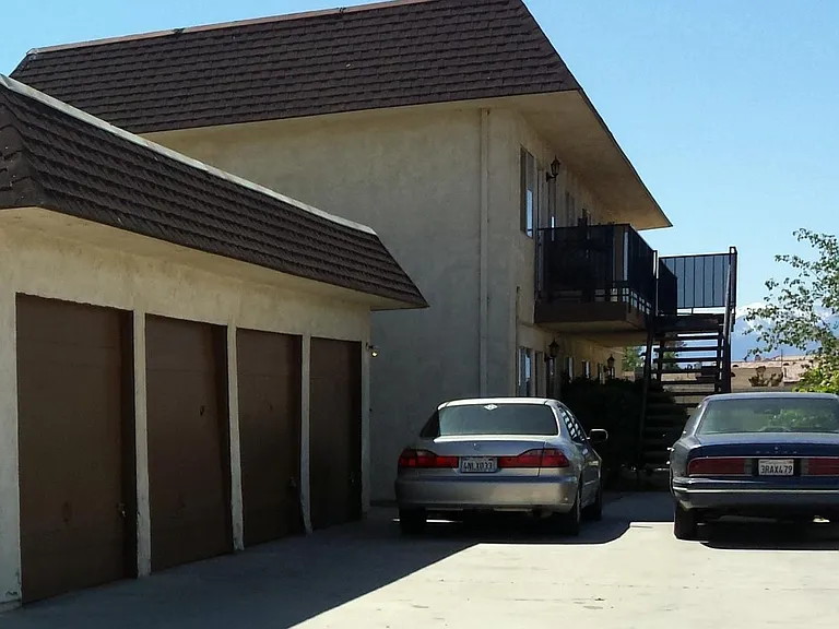 16330 Orick Ave #8 — Photo 23