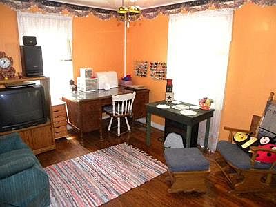 3rd image of 1337 S County Road 200 W