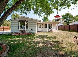12363 National Dr, Grafton, OH 44044