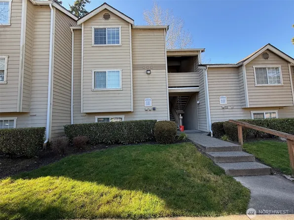1840 S 284th Lane #H-203, Federal Way, WA 98003