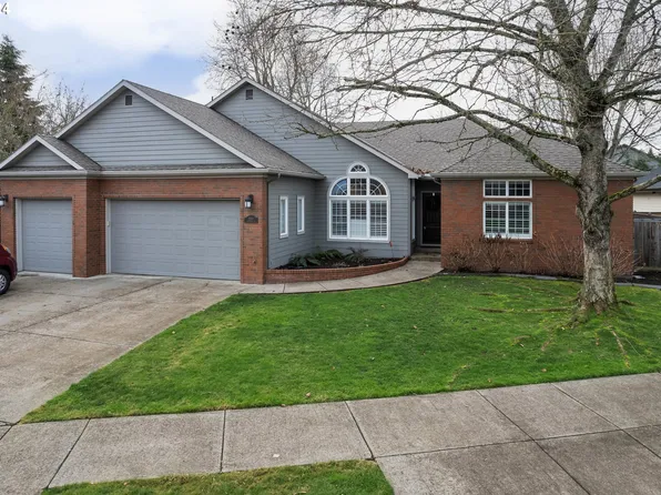 2890 Arrowhead St, Eugene, OR 97404