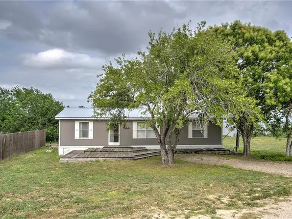 114 Ranger Dr, Sandia, TX 78383