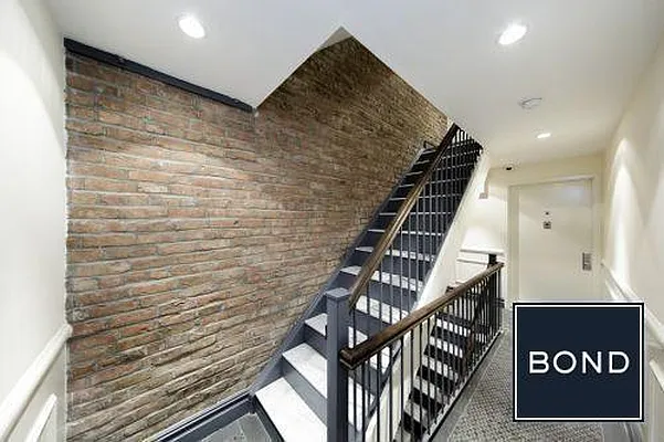 Rented by Bond New York | media 26