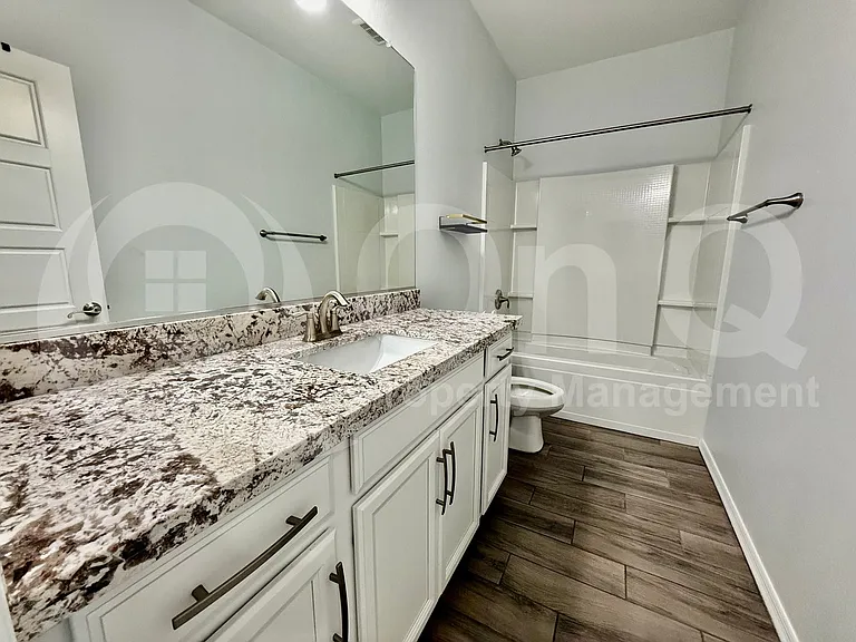 1312 E Gemini Pl — Photo 34