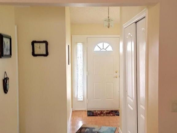3rd image of 5 Blyth Ct
