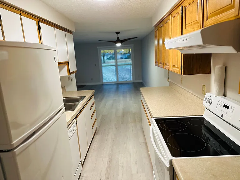 4111 Plomondon St — Photo 8