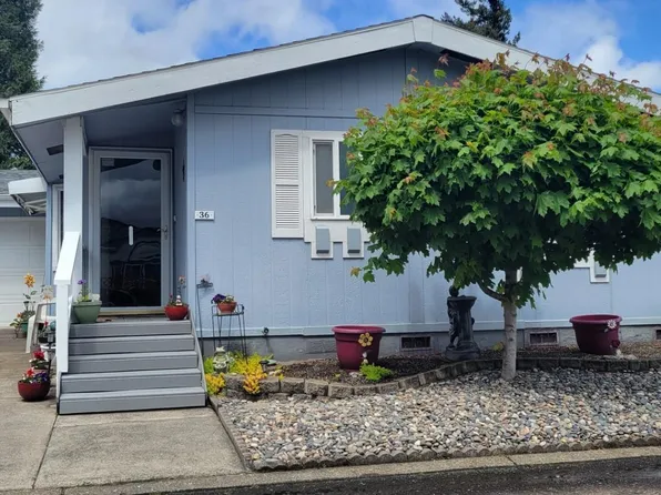 1111 SE 3rd Ave Unit 36, Canby, OR 97013