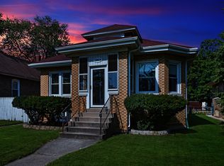 12216 Artesian Ave, Blue Island, IL 60406