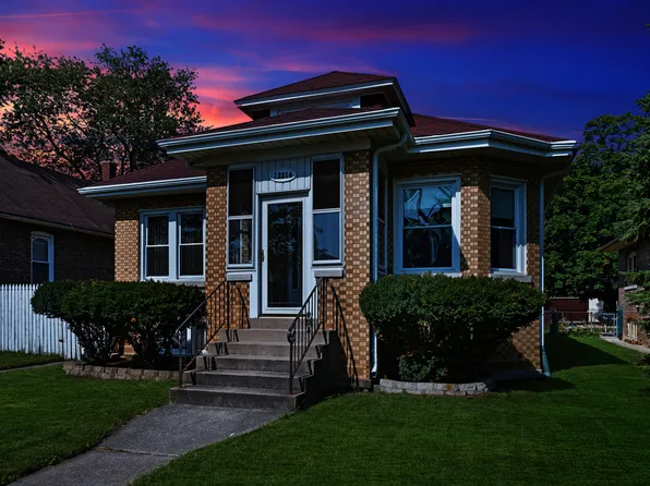 12216 Artesian Ave, Blue Island, IL 60406
