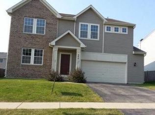 996 Valley Stream Dr, Hampshire, IL 60140