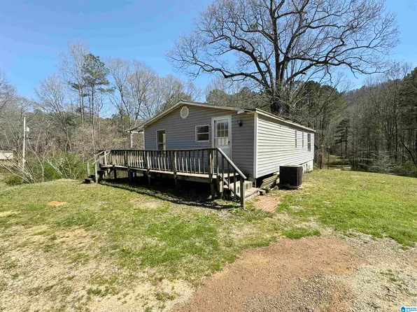 114 Lilly Dr, Sterrett, AL 35147