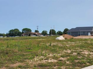 1780 Bobby Jones Dr #33, De Pere, WI 54115