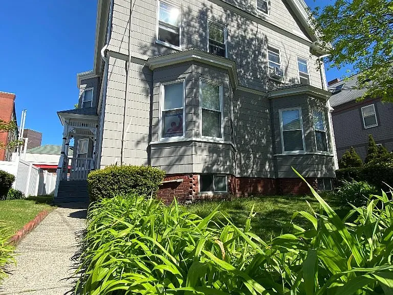 7 Blake St #5C — Photo 4