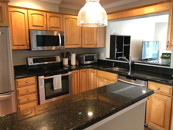 3rd image of 2908 Yarling Ct #2908