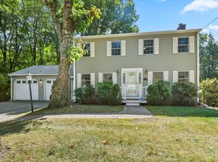 13 Sunset Dr, Atkinson, NH 03811