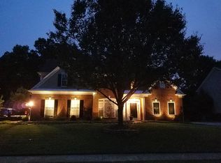 10826 Knight Castle Dr, Charlotte, NC 28277