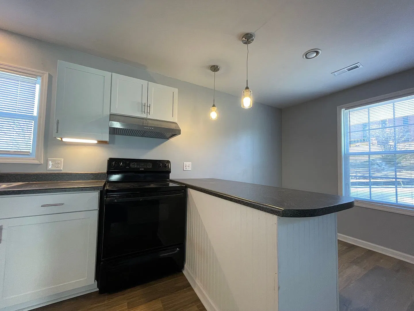 4416 Saks Road — Photo 3