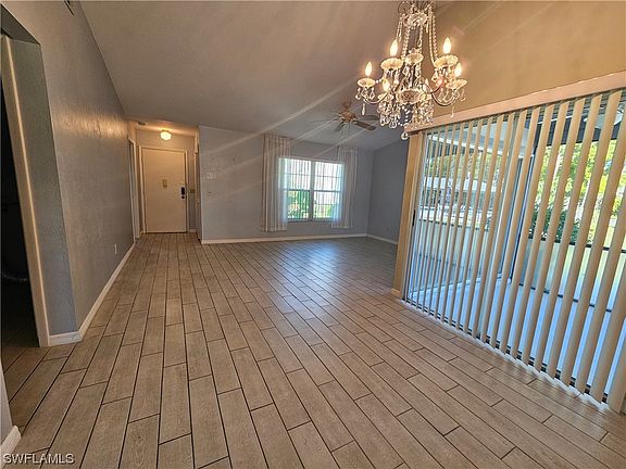 5th image of 10432 Lakeport Ct