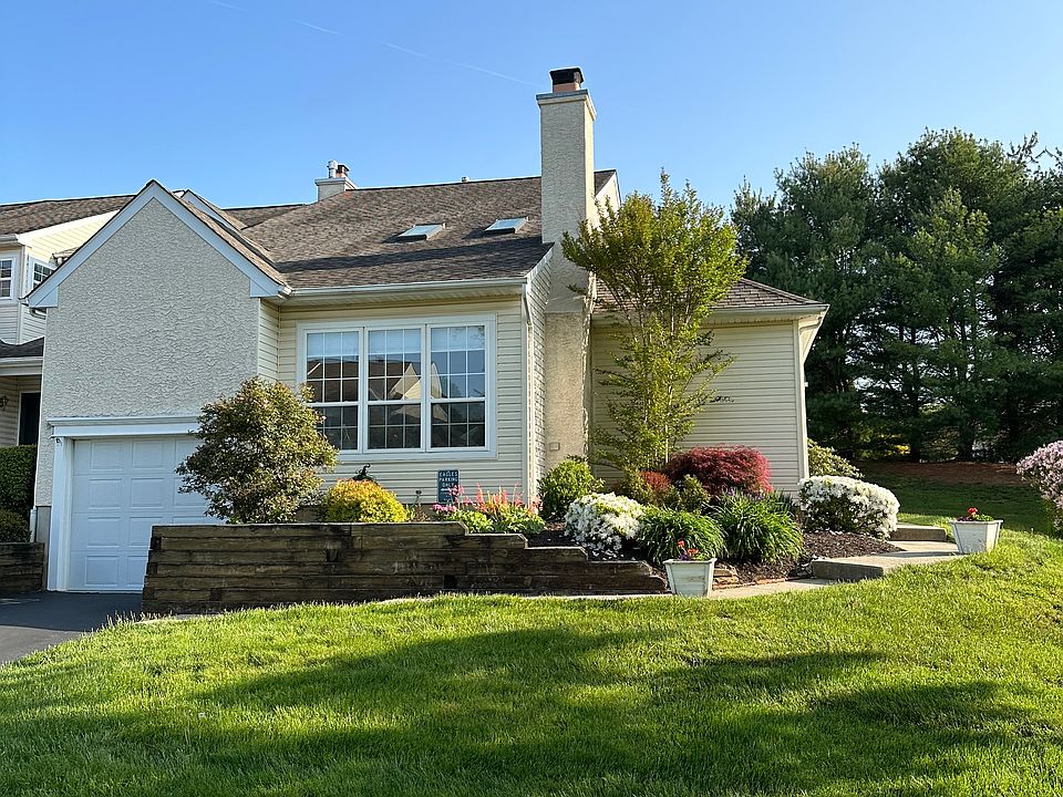 2nd image of 270 Avonwood Rd