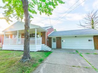 135 Mulberry Ln, Monaca, PA 15061